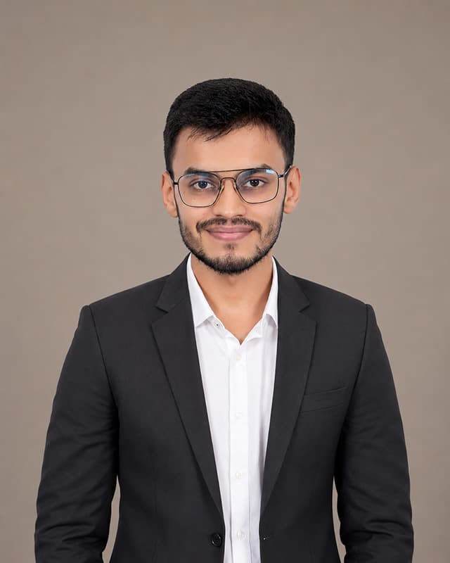 Harsh Sukhadia — Associate Professional